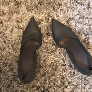 Vince gray pumps